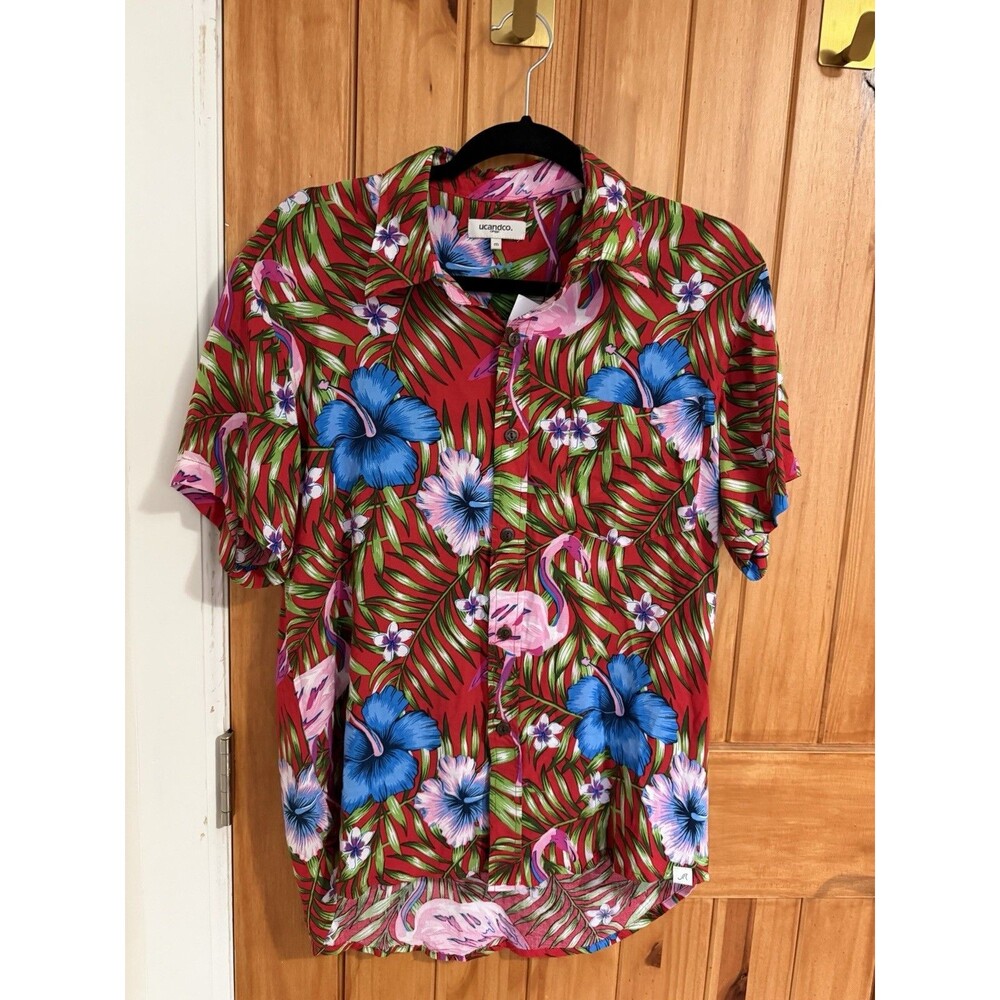 Ucandco Hawaiian Floral Button Up Shirt Red Size Medium NWT Aloha Hipster